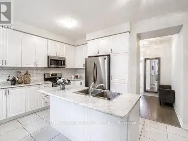 Townhouse for rent in Milton, Golden Horseshoe