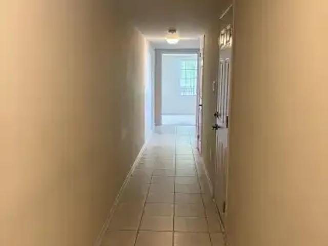 Townhouse for rent in Niagara, Ontario