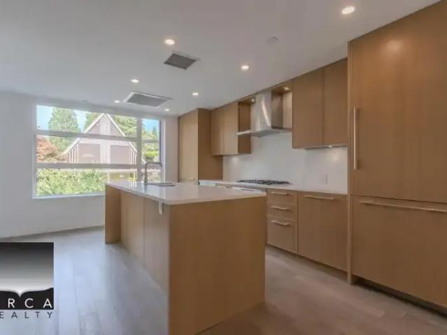 Townhouse for rent in British Columbia