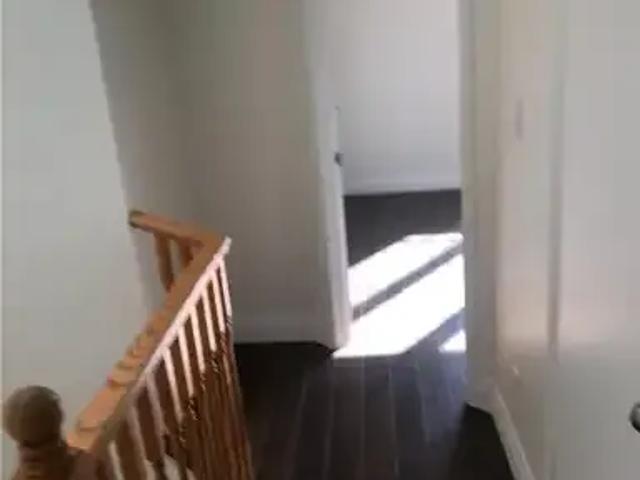 Townhouse for rent in Oakville, Ontario