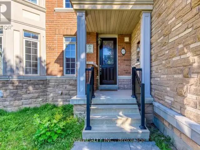 Townhouse for rent in Oakville, Ontario