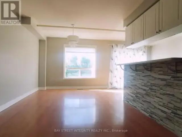 Townhouse for rent in Oakville, Ontario