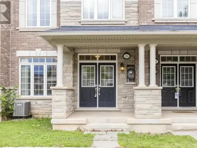 Townhouse for rent in Oakville