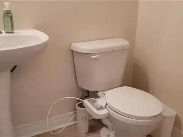 Townhouse for rent in Oakville
