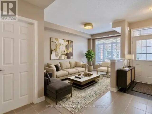 Townhouse for rent in Oakville, Ontario