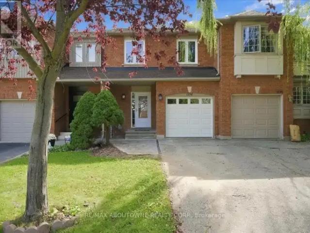 Townhouse for rent in Oakville, Ontario