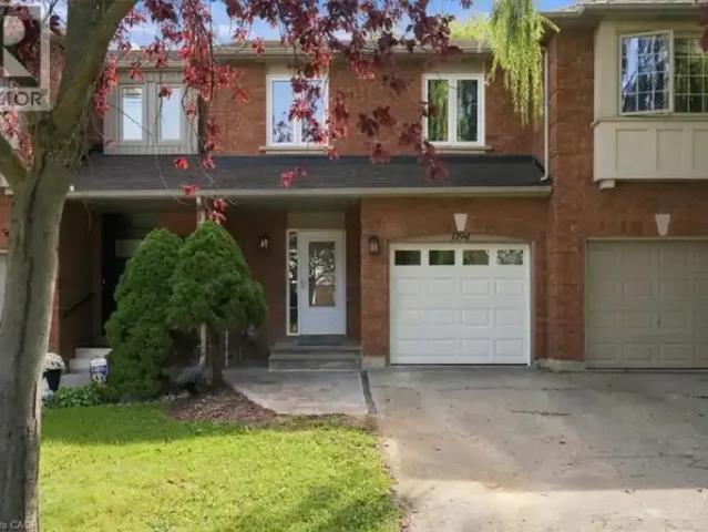 Townhouse for rent in Oakville, Ontario