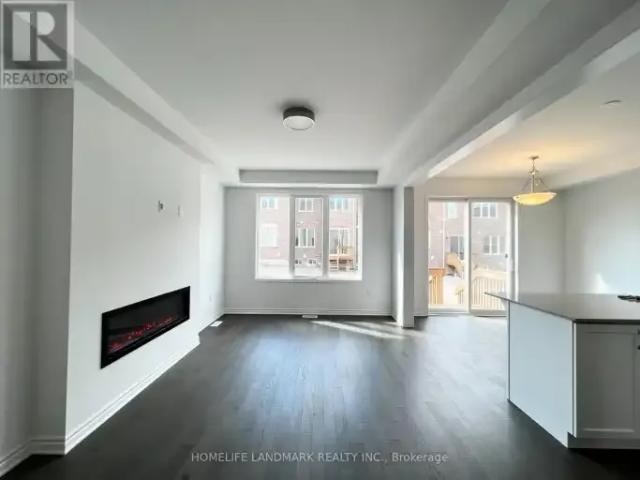 Townhouse for rent in Oakville, Golden Horseshoe