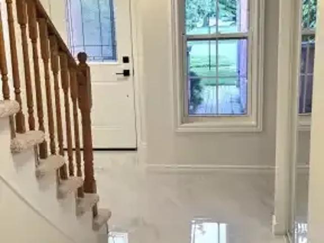 Townhouse for rent in Oakville, Ontario
