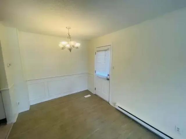 Townhouse for rent in Mulhurst Bay, Ontario