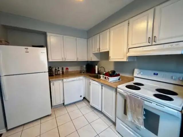 Townhouse for rent in Mulhurst Bay, Ontario
