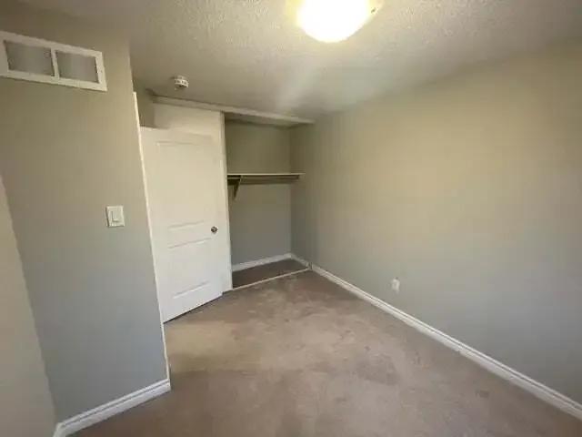 Townhouse for rent in Mulhurst Bay, Ontario