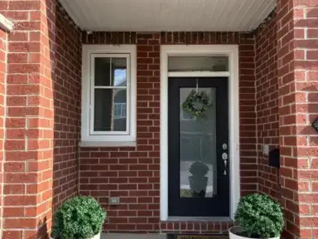 Townhouse for rent in Mulhurst Bay, Ontario