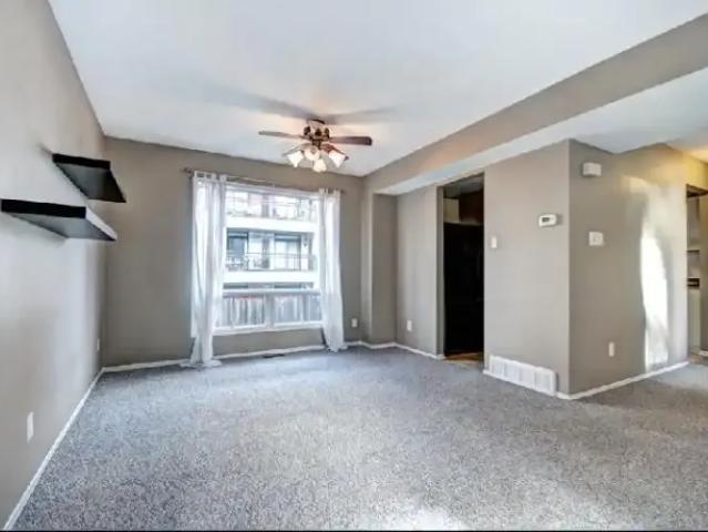 Townhouse for rent in Mulhurst Bay, Ontario