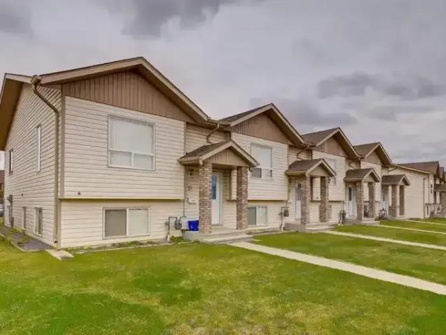 Townhouse for rent in Alberta