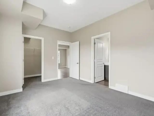 Townhouse for rent in Alberta