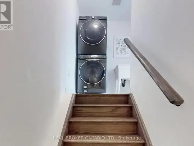 Townhouse for rent in Richmond Hill