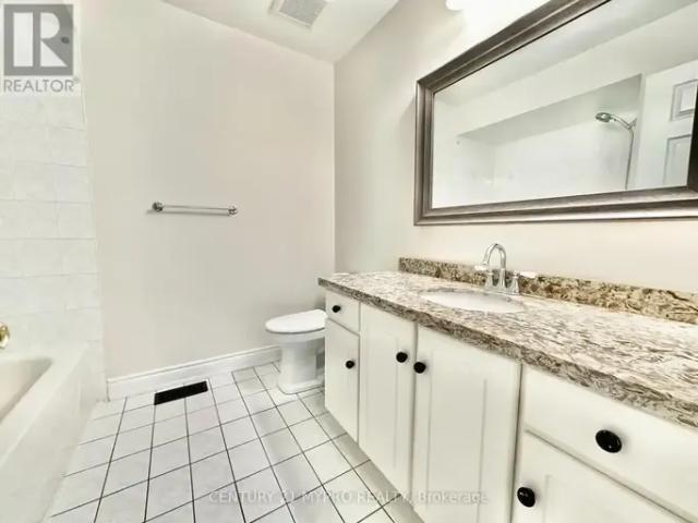 Townhouse for rent in Richmond Hill