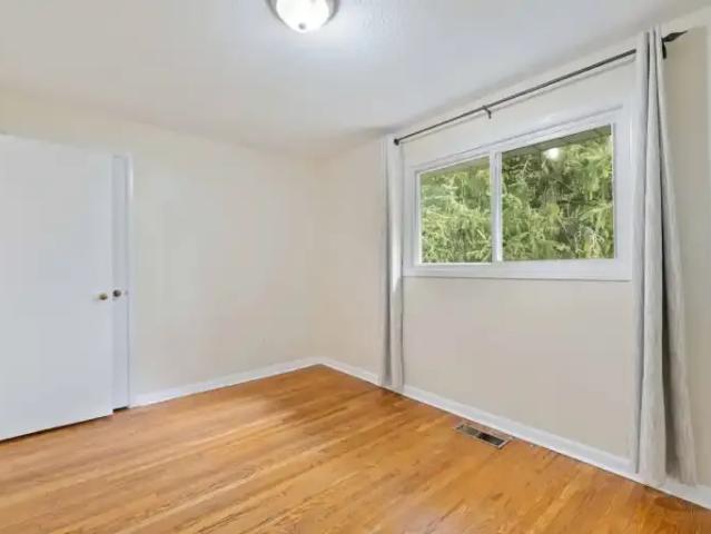 Townhouse for rent in Sarnia, Southwestern Ontario