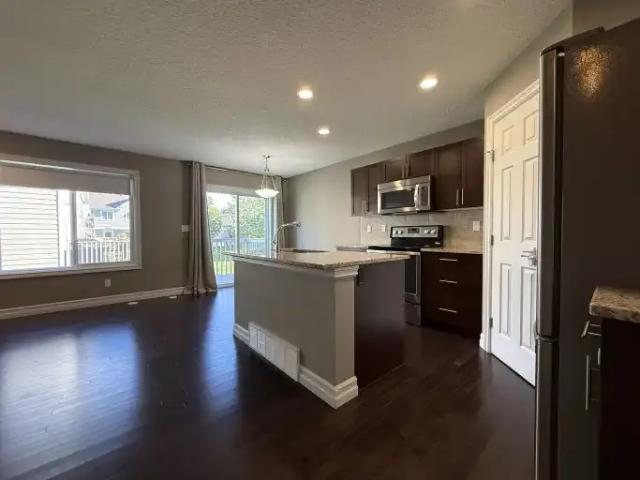 Townhouse for rent in Sherwood Park, Alberta