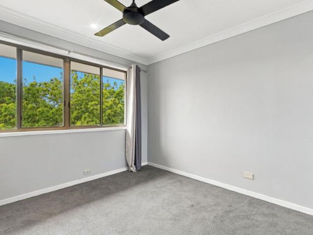 Townhouse for sale in Bundall, Gold Coast City