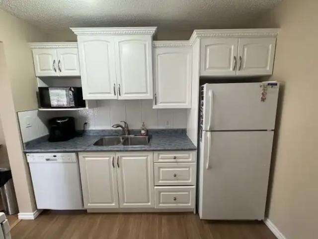 Townhouse for rent in The Gardens, St. Albert