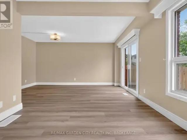 Townhouse for rent in Niagara, Ontario