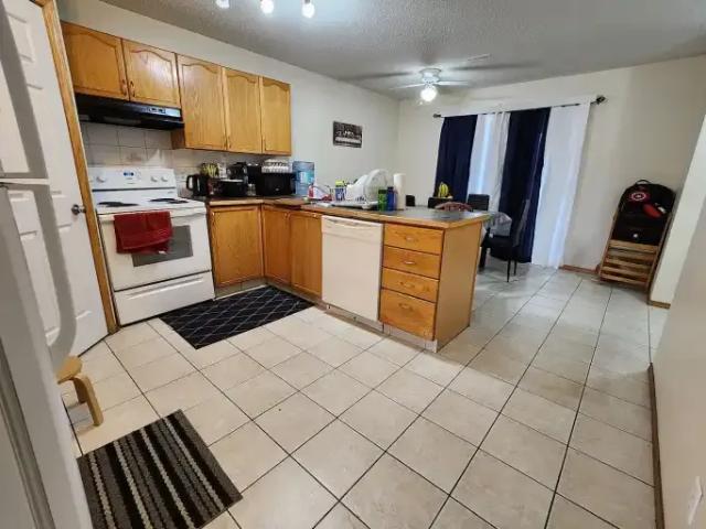 Townhouse for rent in Strathmore, Alberta