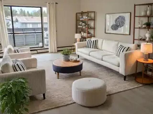 Townhouse for rent in Surrey, British Columbia