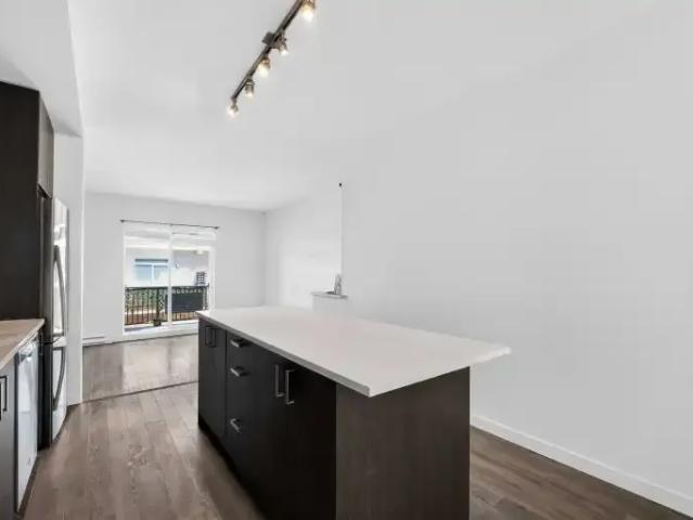 Townhouse for rent in Surrey, British Columbia