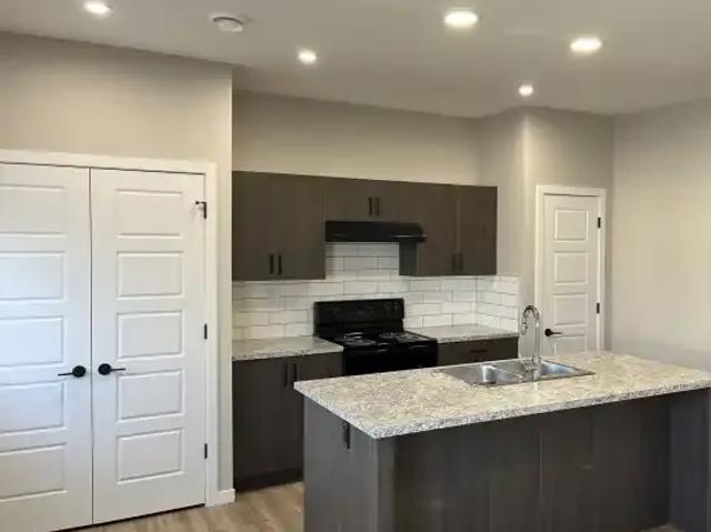 Townhouse for rent in Alberta
