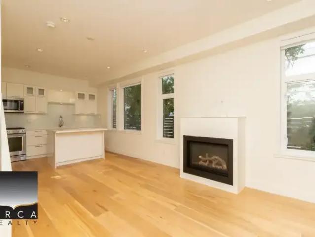 Townhouse for rent in Lower Davie, Vancouver