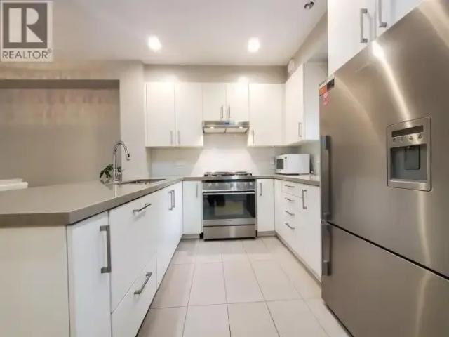 Townhouse for rent in Vancouver, British Columbia