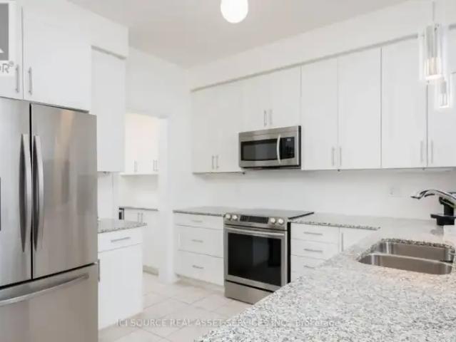 Townhouse for rent in Vaughan, Golden Horseshoe