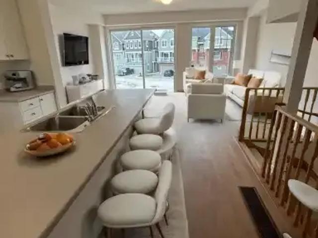 Townhouse for rent in Wasaga Beach, Ontario