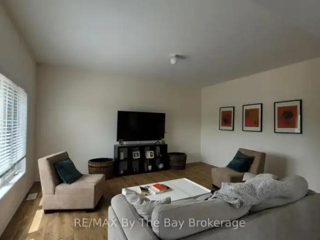 Townhouse for rent in Wasaga Beach, Ontario