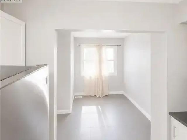 Townhouse for rent in Waterloo, Ontario
