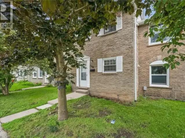 Townhouse for rent in Waterloo, Ontario