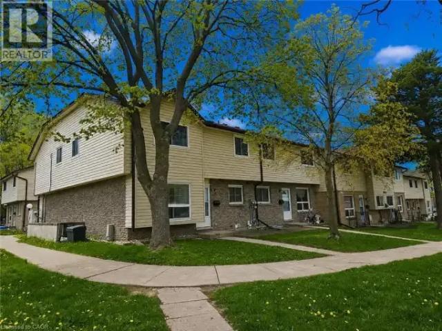 Townhouse for rent in Waterloo, Ontario