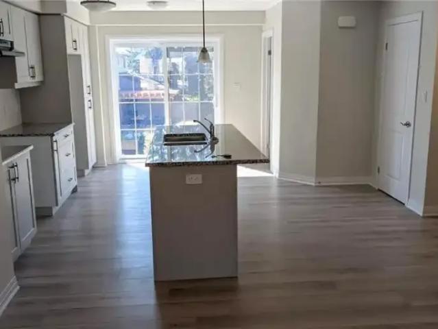 Townhouse for rent in Waterloo, Ontario