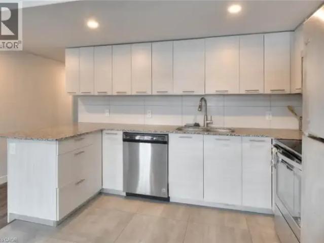 Townhouse for rent in Waterloo, Ontario