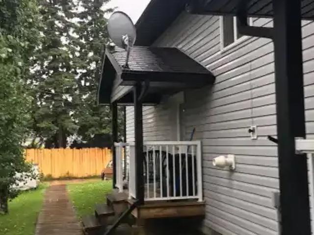 Townhouse for rent in Whitecourt, Alberta