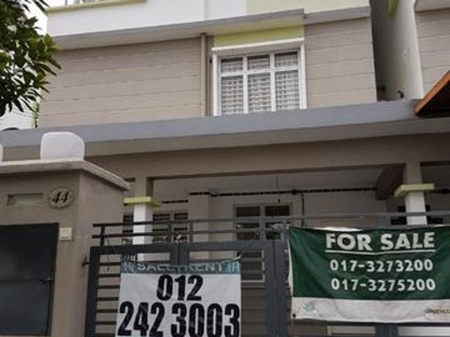 Townhouse for rent in Petaling, Subang Jaya