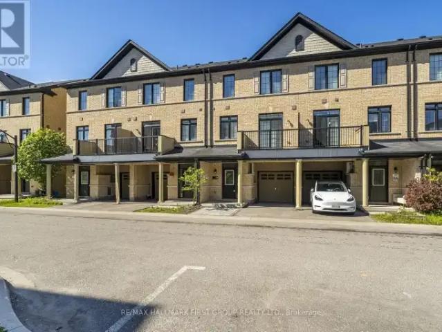 Townhouse for rent in Durham, Ontario