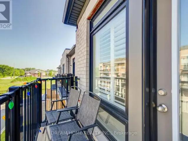 Townhouse for rent in Durham, Ontario