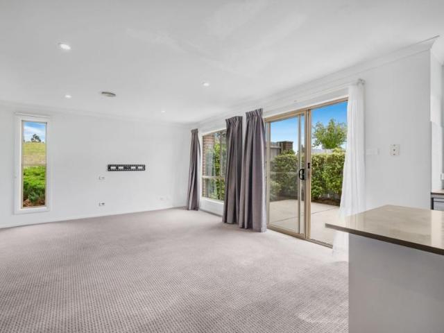 Townhouse for rent in Bonner, District of Gungahlin