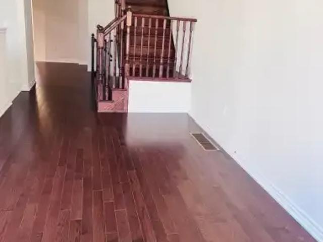 Townhouse for rent in Caledon, Ontario