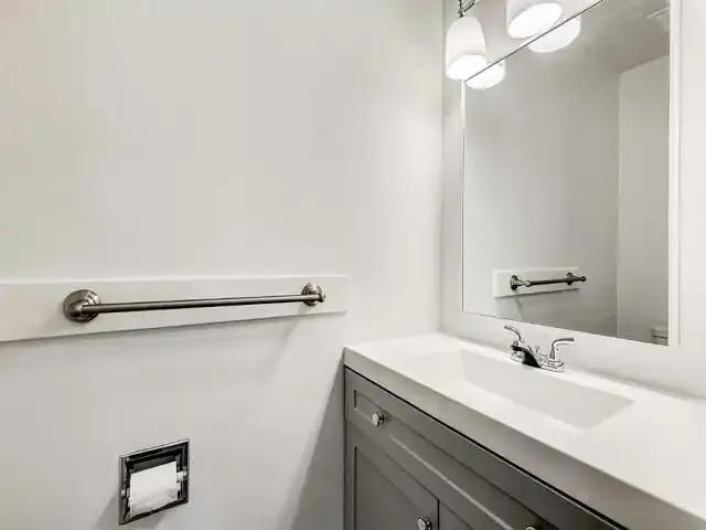 Townhouse for rent in Northwest, Alberta