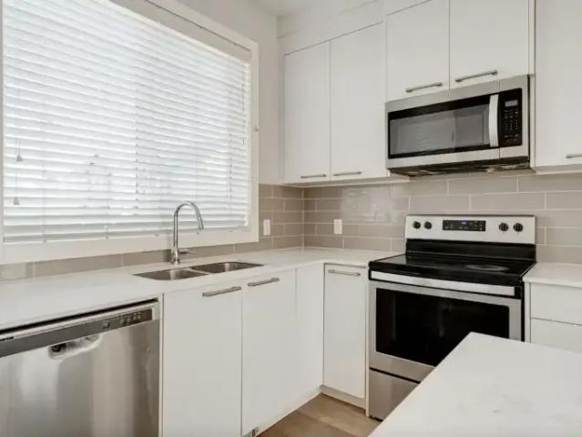 Townhouse for rent in Northwest, Alberta