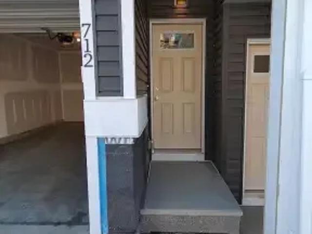 Townhouse for rent in Northwest, Alberta